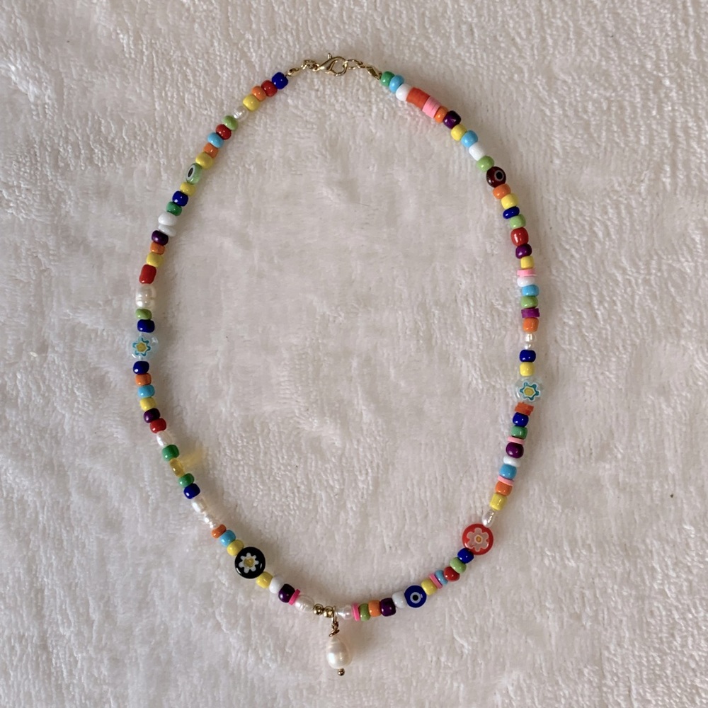 multicolored beaded necklace w/ freshwater pearl